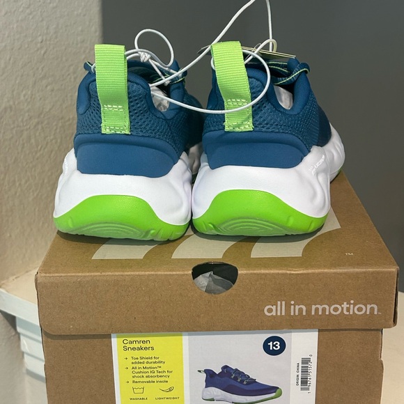 All In Motion Kids Camren Athletic Performance Fashion Sneakers Blue Youth Sz 13 - Picture 9 of 9